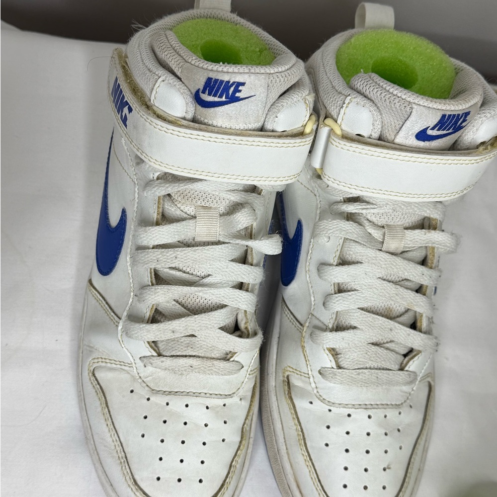 Nike Big Kids Size 6 Court Borough Mid 2 Casual Sneakers AS IS - Picture 6 of 9
